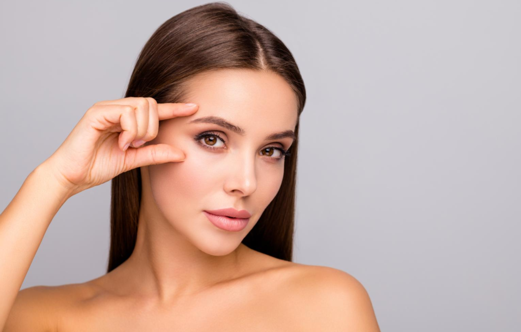 5 Best Facial Exercises To Lift Your Eyebrows